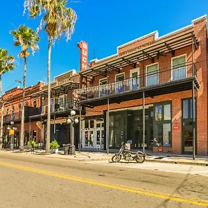 Frontdesk 1910 E 7th Ave Apts Historic Ybor Apartment Tampa